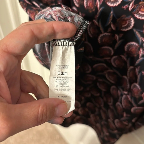 Lularoe Tunic Sz Large Black with Floral Design - Picture 5 of 8